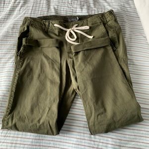 Boyfriend straight leg twill pants with elastic waist size Torrid 00